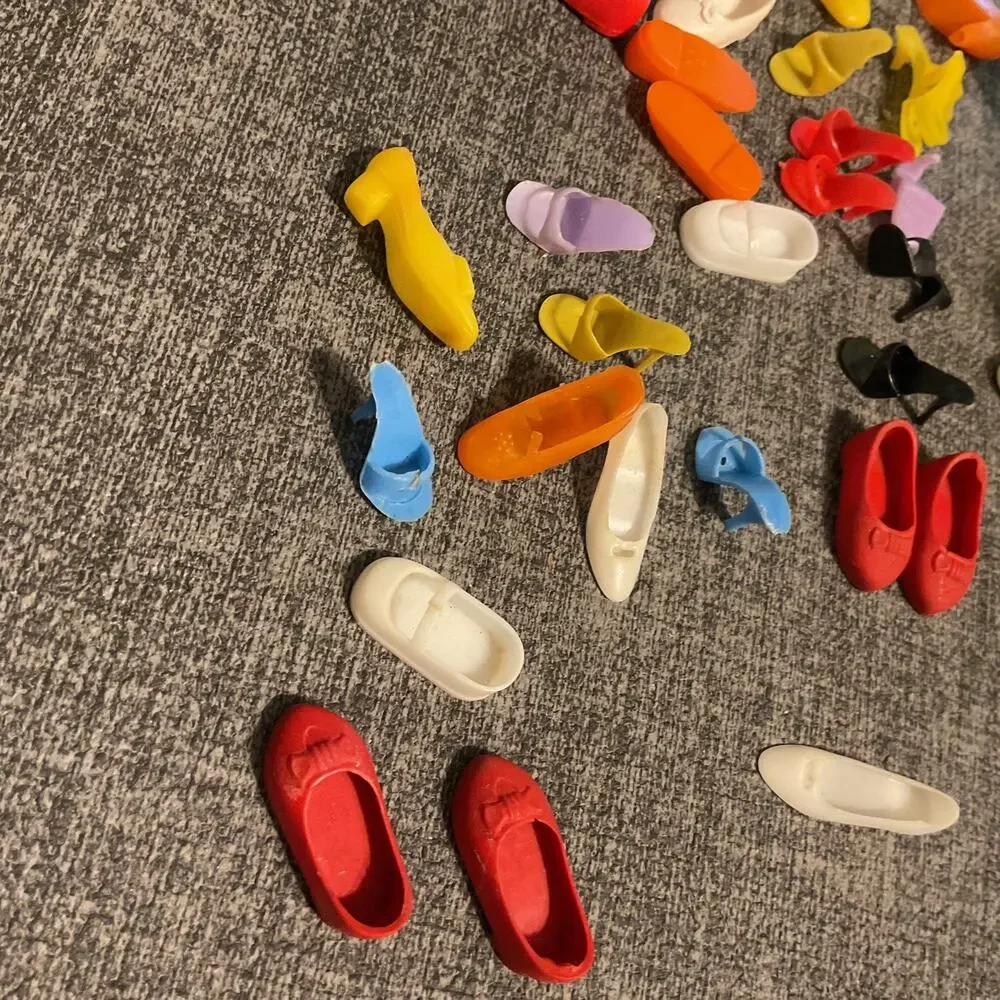 Barbie Friends Doll Shoes Lot 20 Pairs Boots Heels Sneakers Pilgrim Read